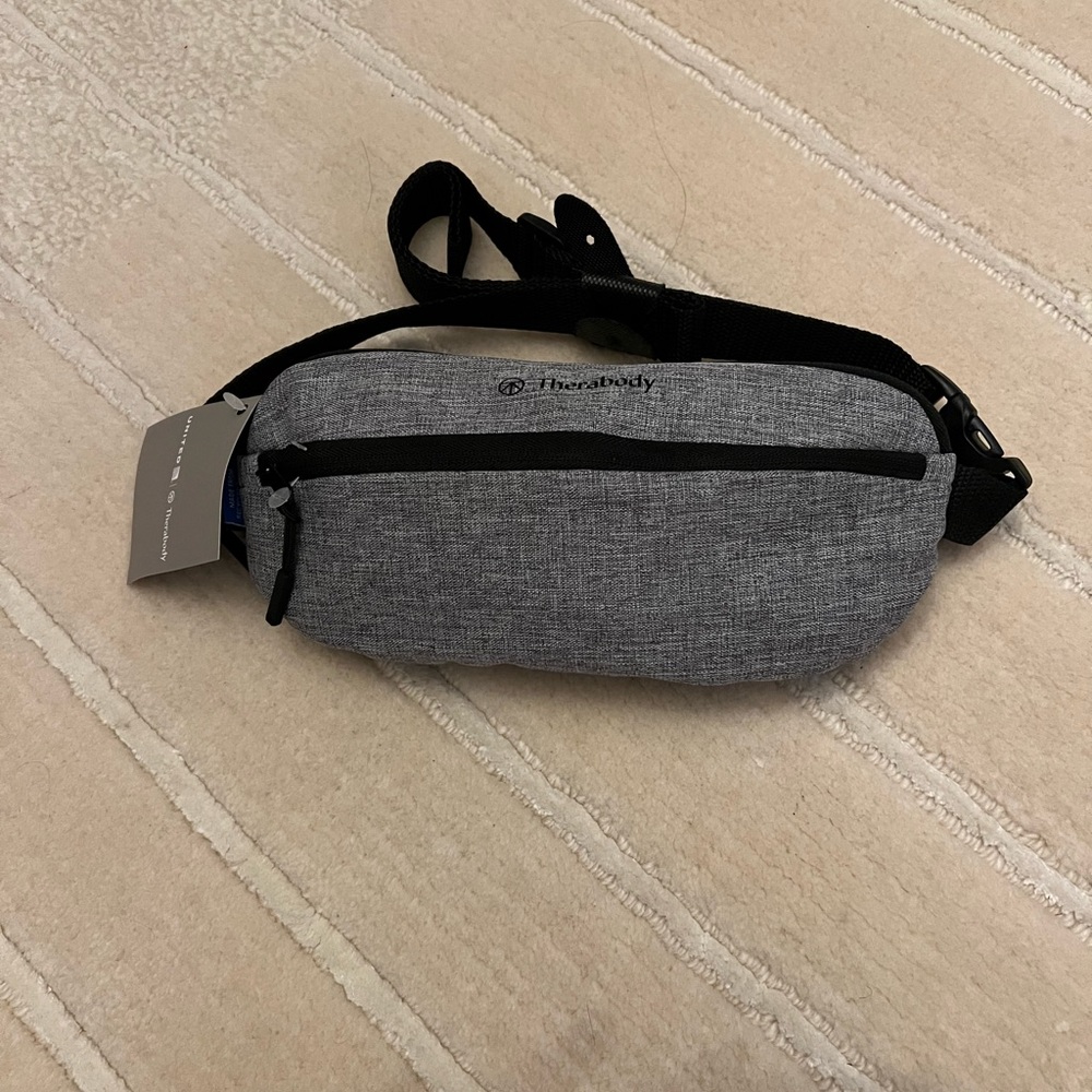 United Polaris Therabody Amenity Kit NWT